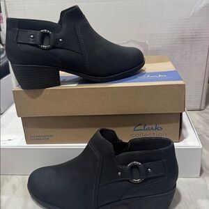 Clarks Charlten Grace Ankle Booties Women's Size 6.5 M  Black Leather Casual